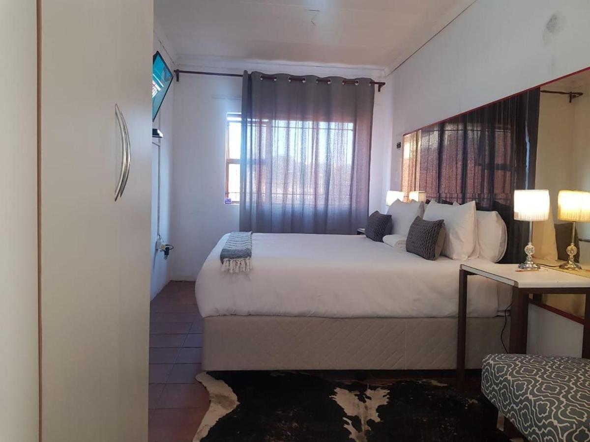 Aloe 40 Hotel Burgersfort Eksteriør billede